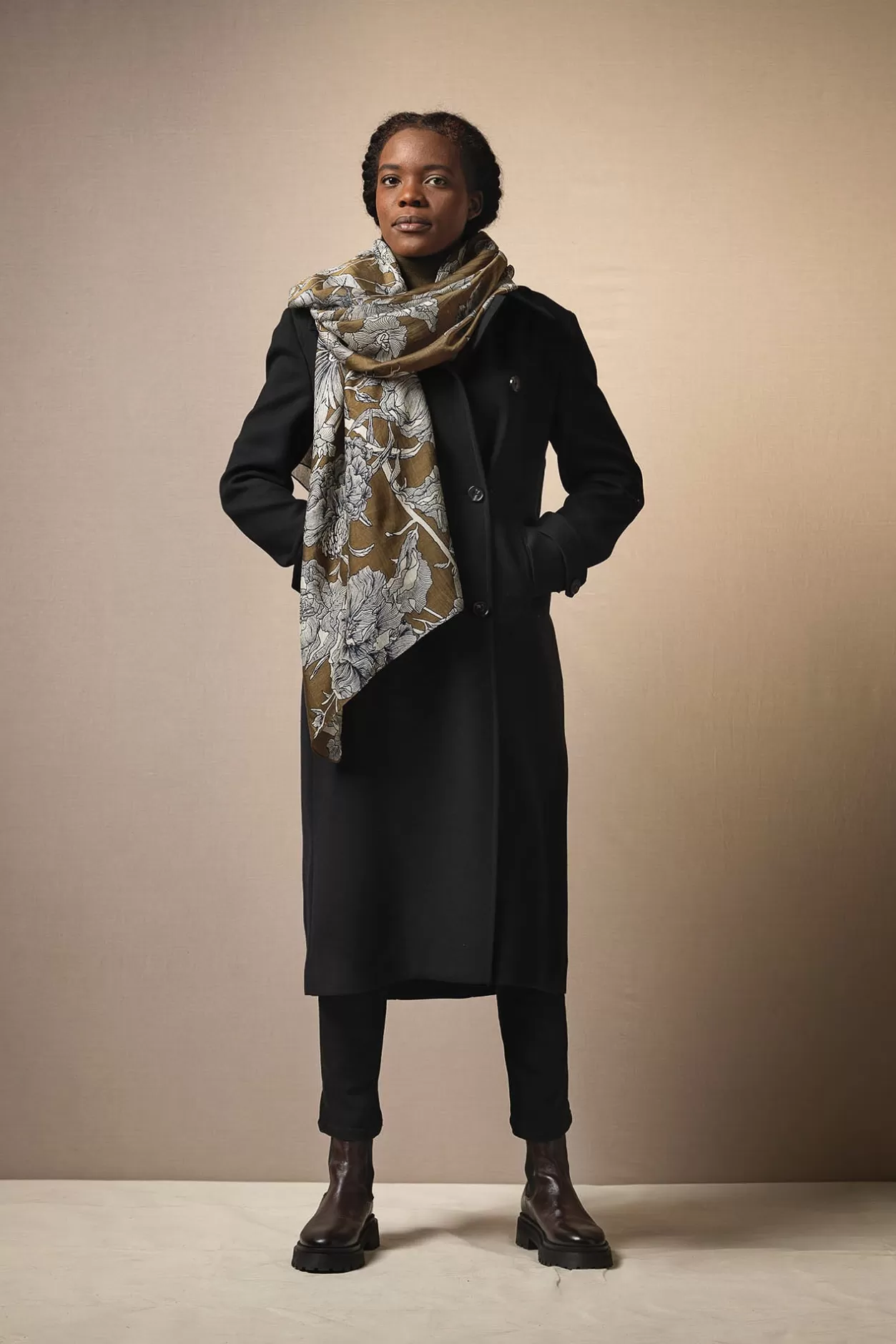 One Hundred Stars Etched Flower Khaki Kew Scarf