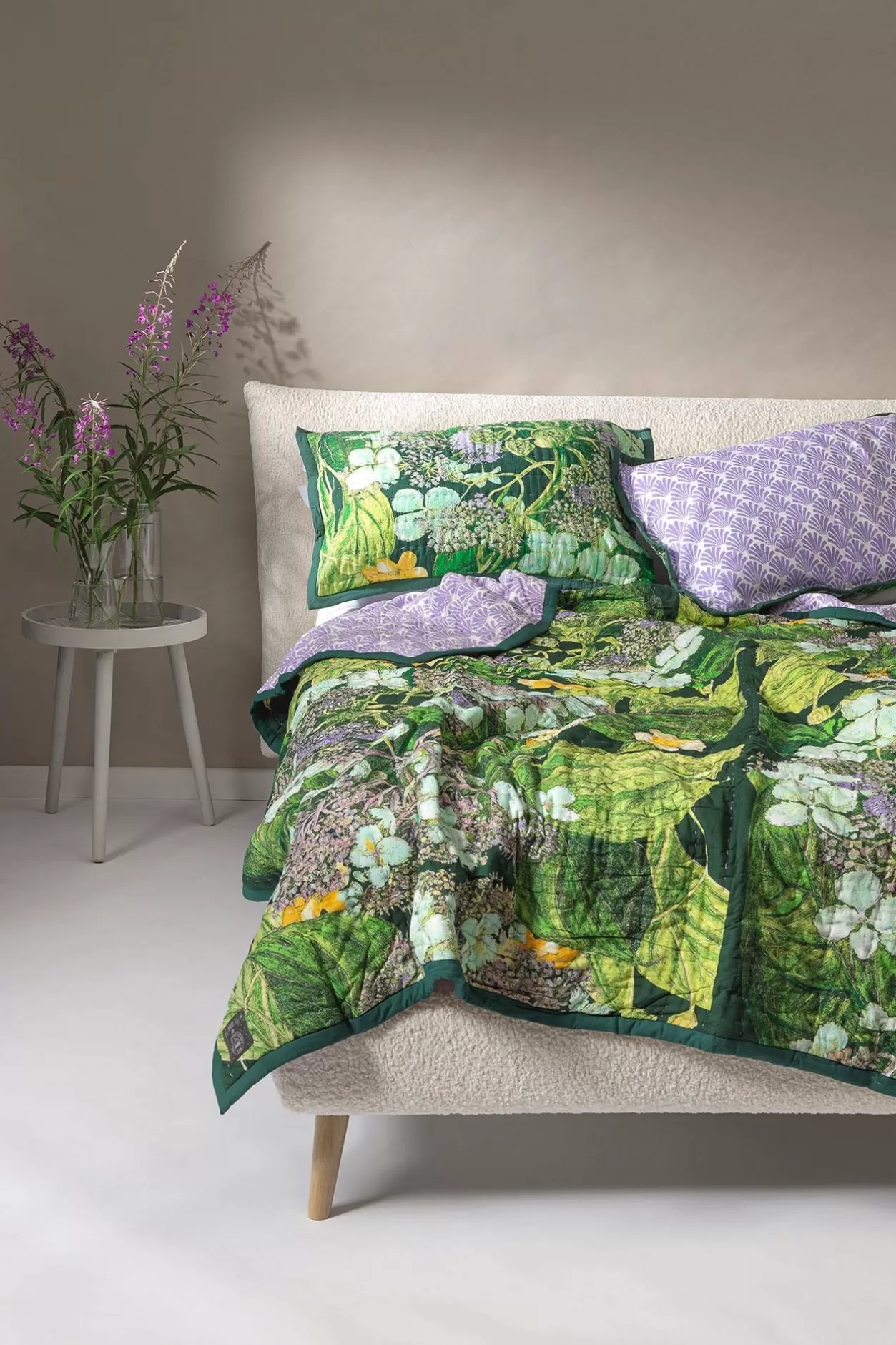 One Hundred Stars Kew Hydrangea Lime Bedspread