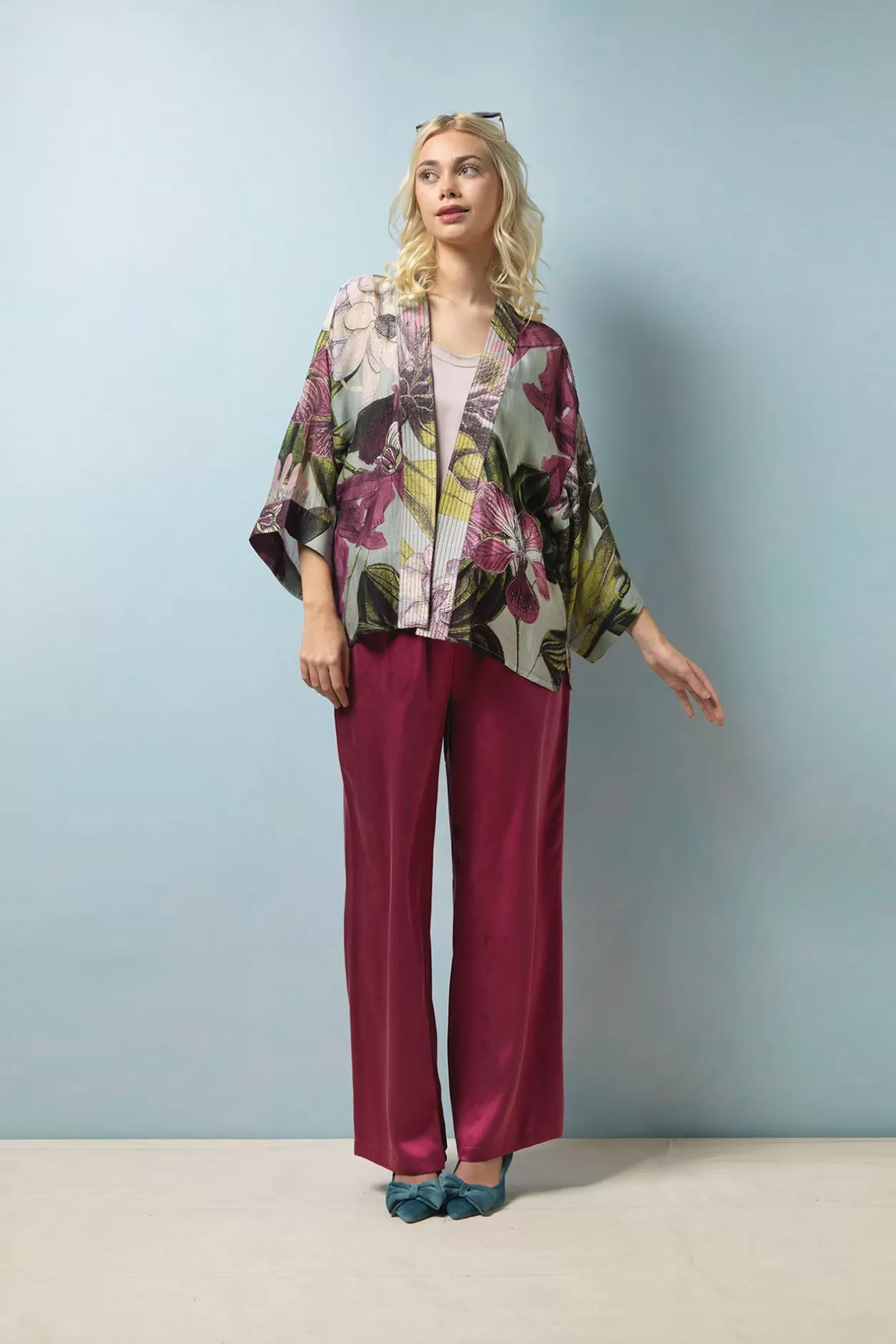 Women One Hundred Stars Kew Protea Duck Egg Kimono