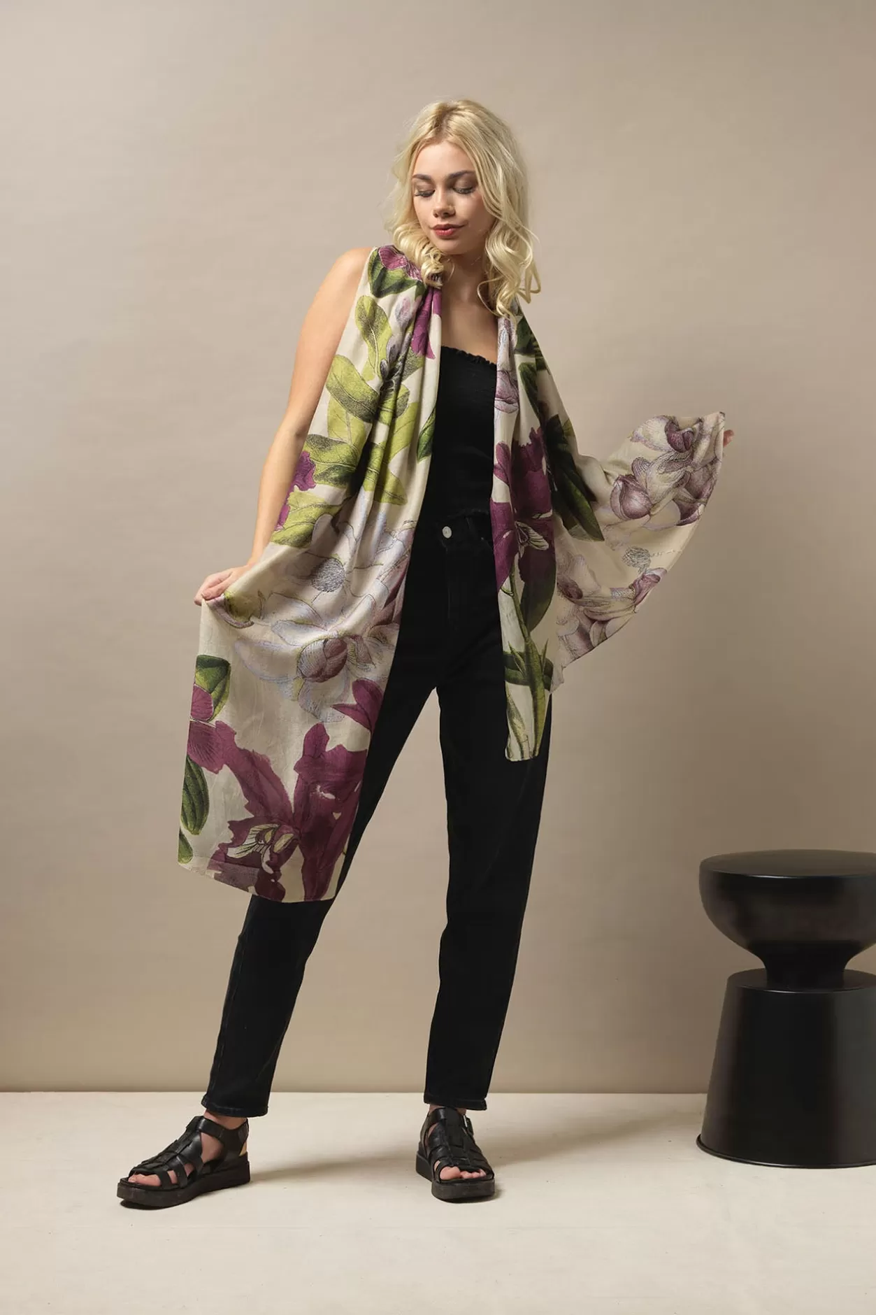 One Hundred Stars Kew Protea Stone Scarf